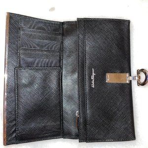 Salvatore Ferragamo Womens Saffiano Leather Wallet Black Silver Tone